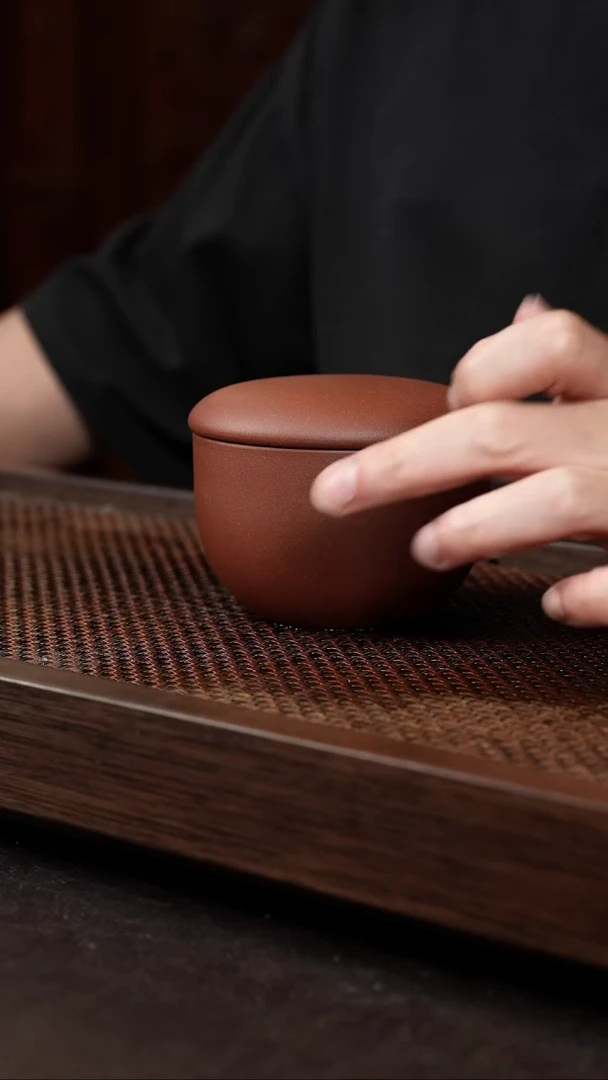 茶壶紫砂底槽清橡果茶叶罐