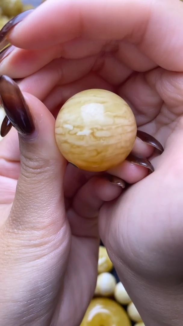 【闪购商品】琥珀裸石未镶嵌蜜蜡06