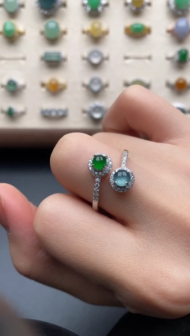 银S925镶嵌戒指翡翠一物一证一礼盒