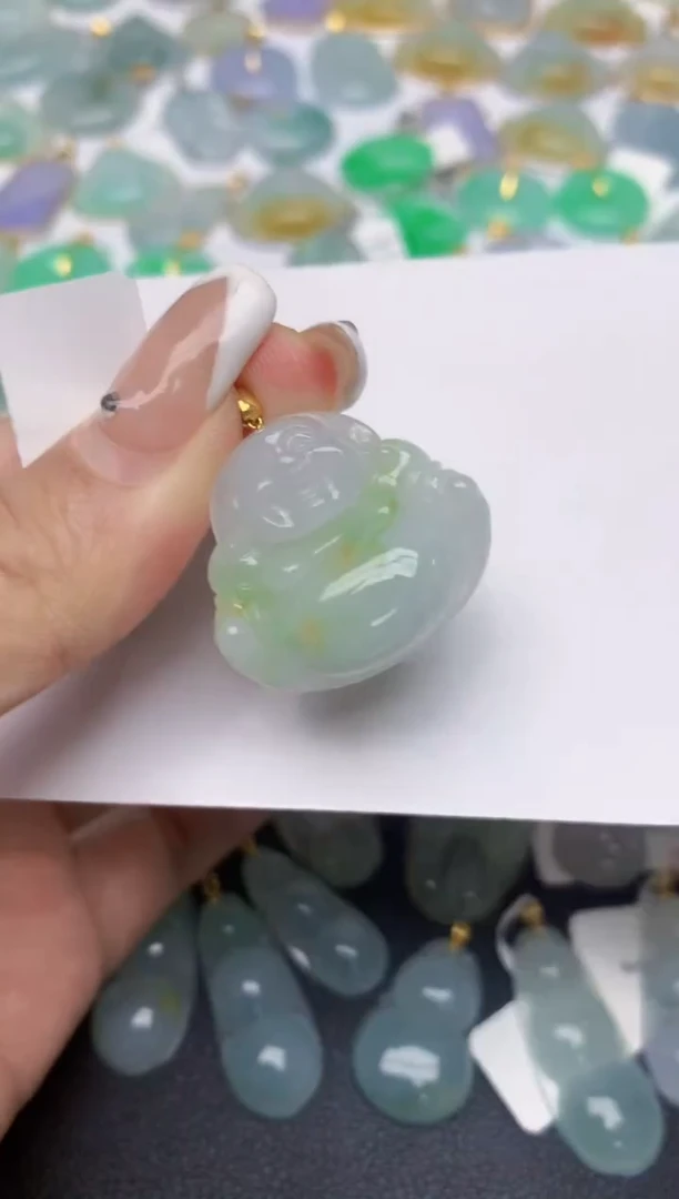 翡翠18K金镶嵌颈饰天然缅甸A货翡翠