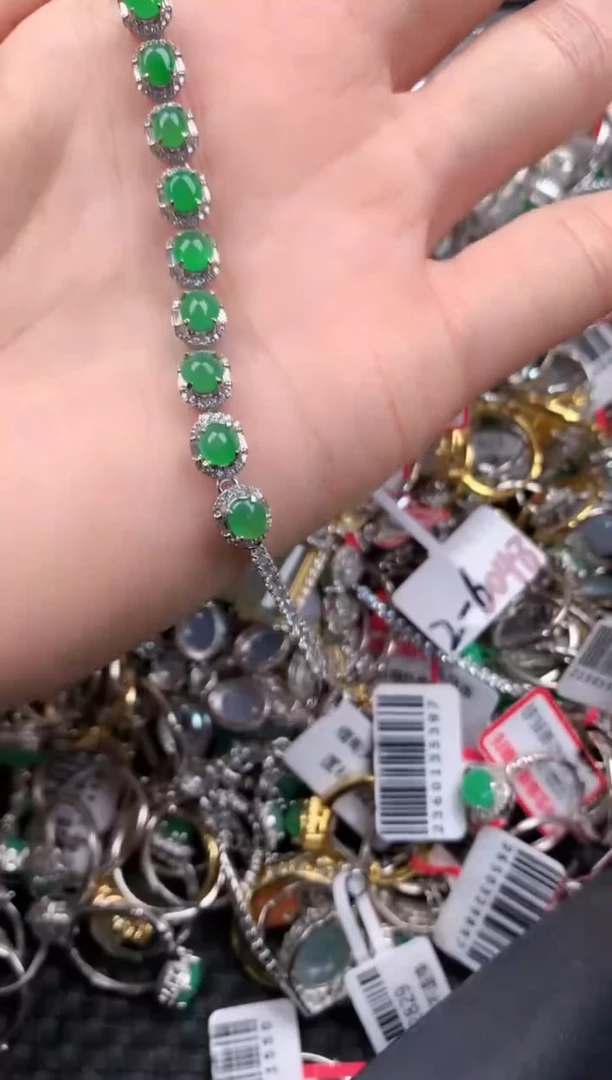 银S925镶嵌戒指翡翠2         5