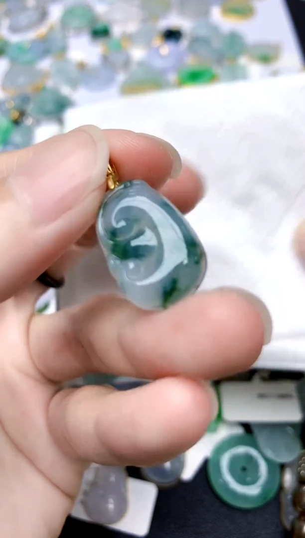 颈饰银S925镶嵌翡翠天然A货翡翠