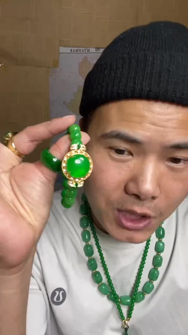 未镶嵌手串翡翠【小伍甄选福利】满绿大鸽子蛋手串