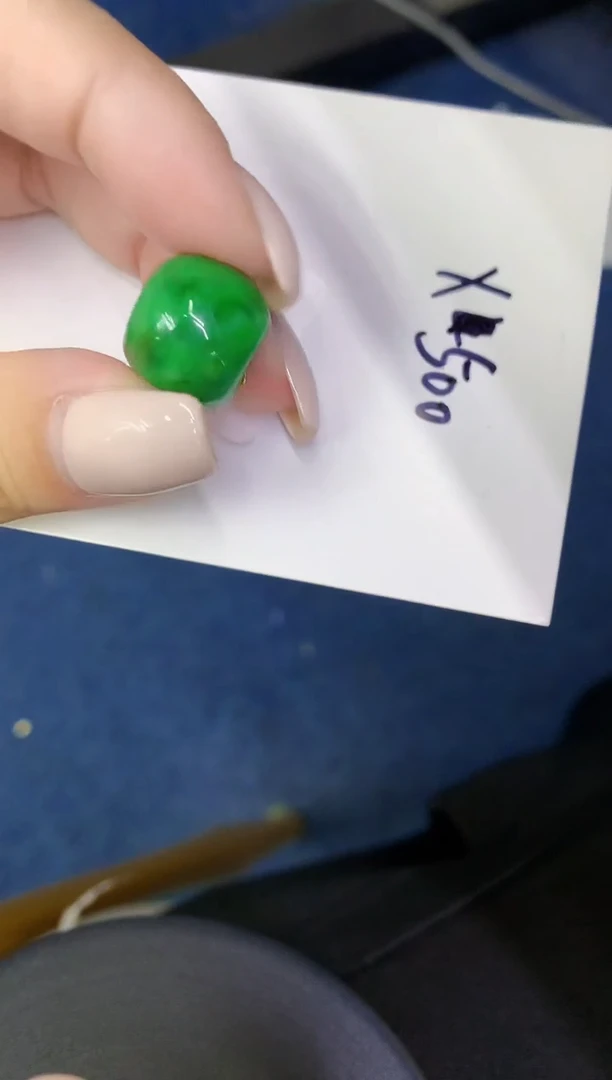 颈饰未镶嵌翡翠缅甸天然翡翠A货