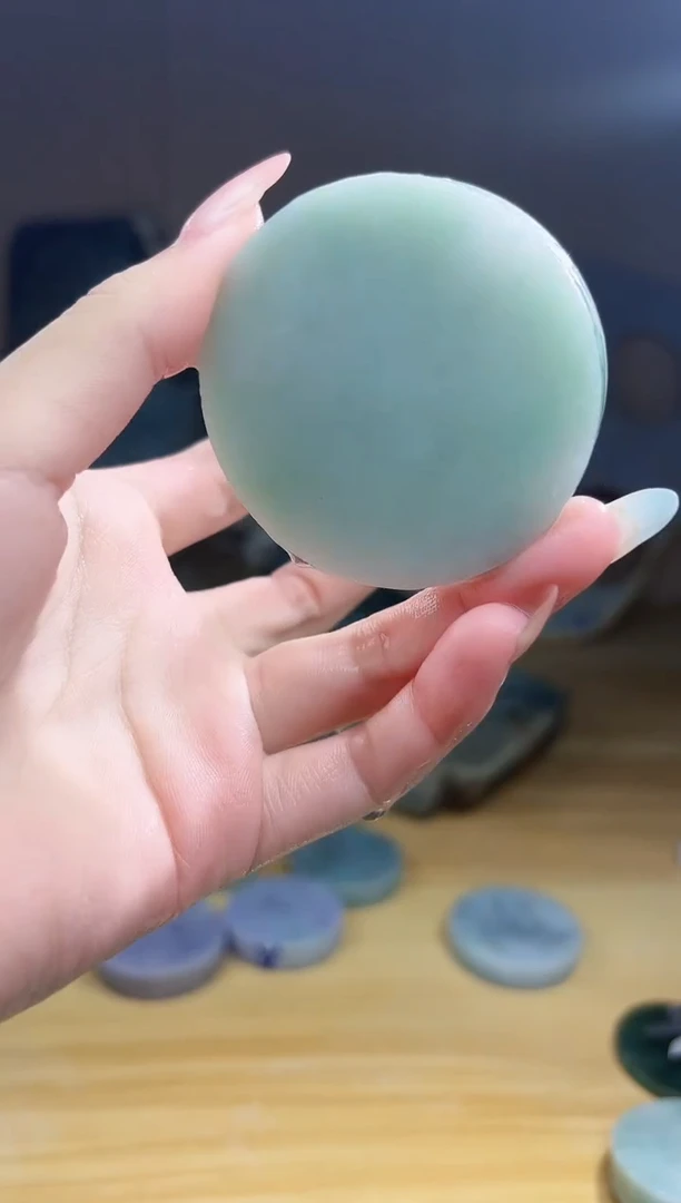 翡翠未镶嵌颈饰翡翠A货 温谭216
