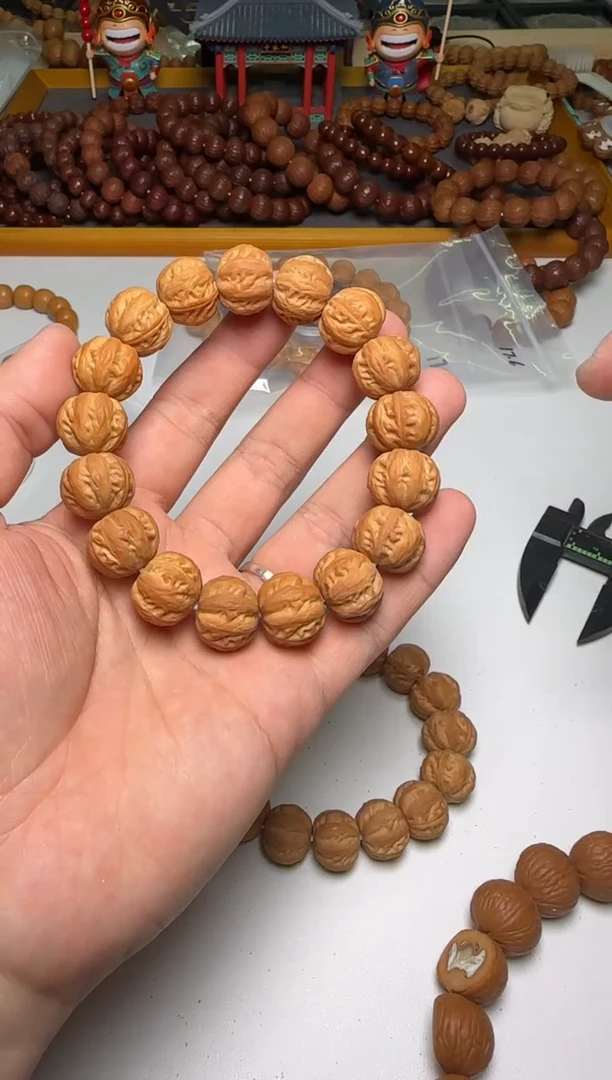 【闪购商品】猴头核桃手串17+粗筋霸王龙 爆肉 大八棱
