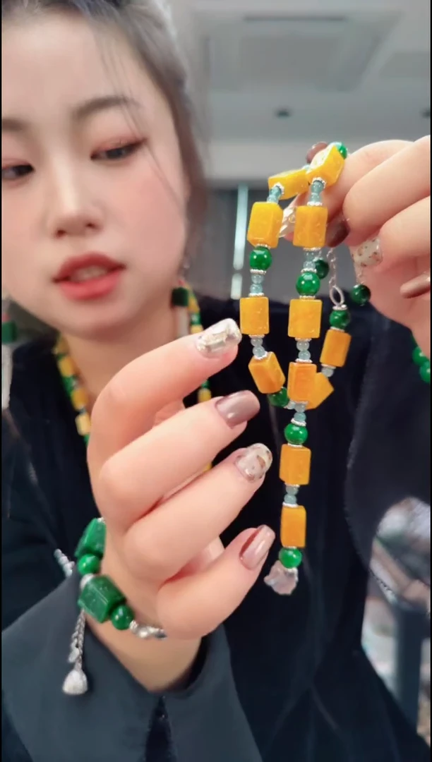 树脂制品1712黄手链