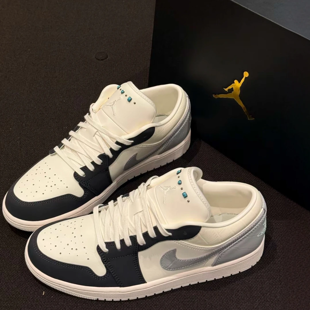 【滔搏爆款】耐克Nike男鞋AIR JORDAN 1复古运动篮球鞋黑IO2242-101