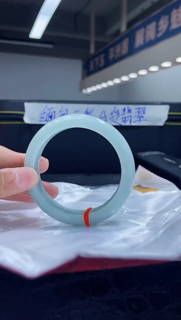 未镶嵌手镯翡翠13
