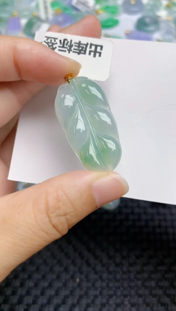 翡翠18K金镶嵌颈饰天然缅甸A货翡翠百元以上9元证书费自理