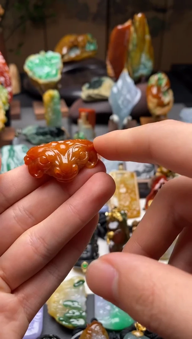 【闪购商品】翡翠颈饰未镶嵌成品