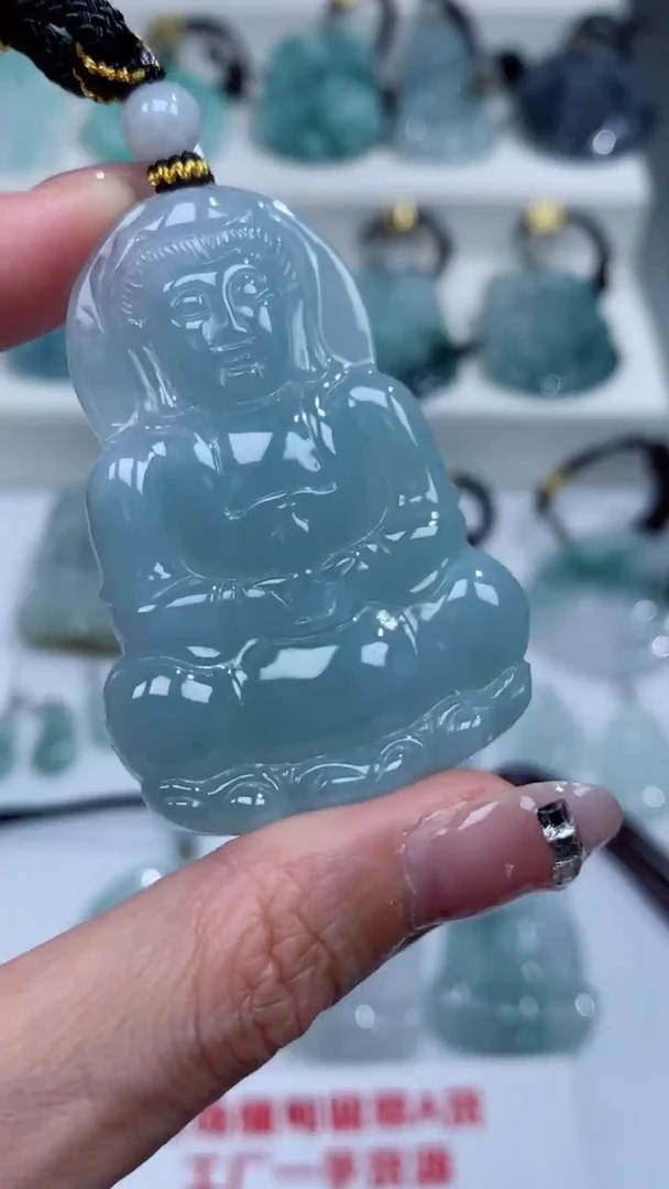 颈饰未镶嵌翡翠吊坠