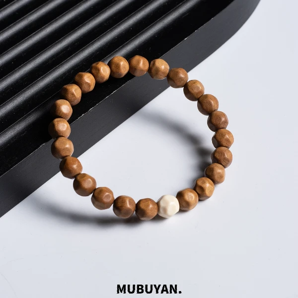 木不言【卓】8+/24颗 无相手工雕刻异形奶酪单圈手串印度老山檀香