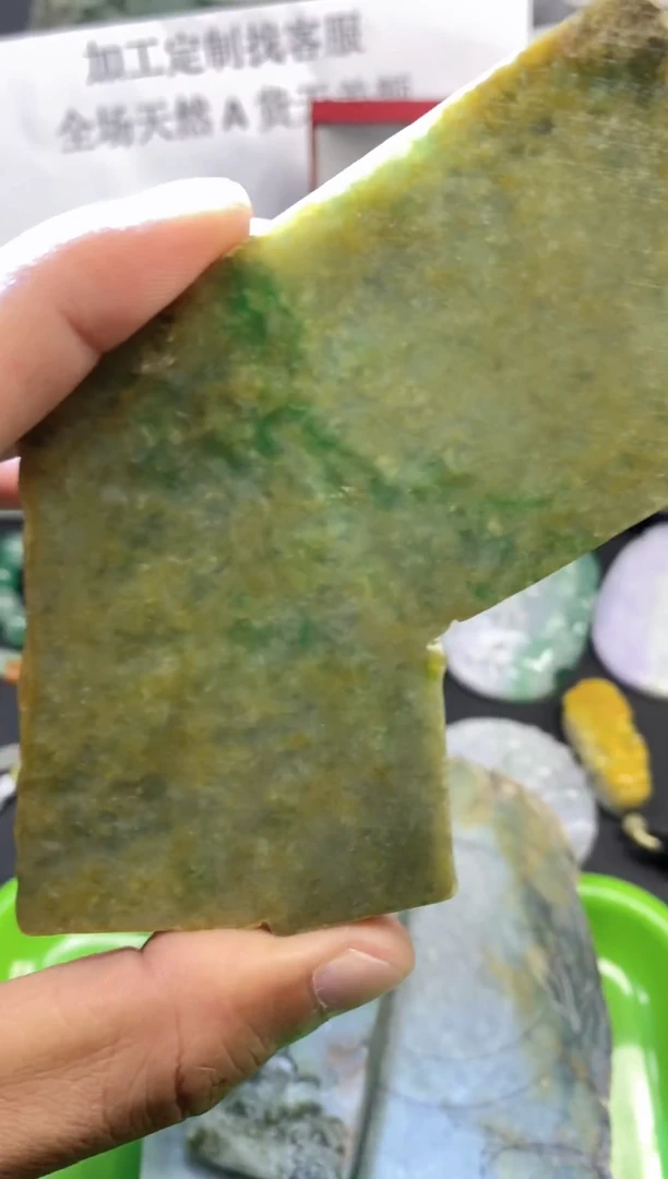 裸石翡翠天然缅甸A货翡翠边角料