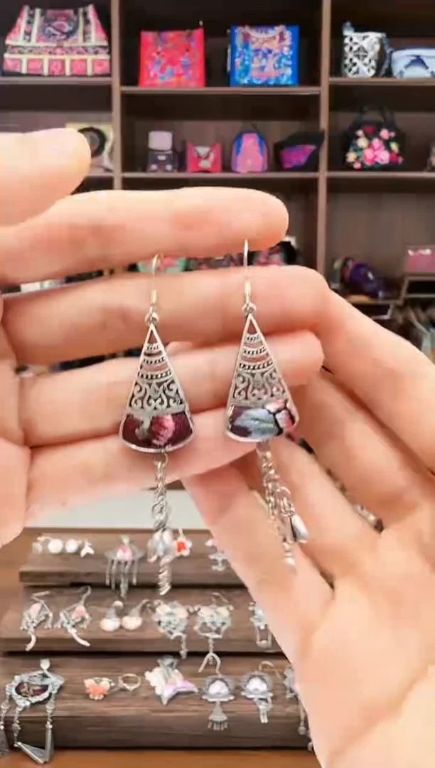 【闪购商品】织绣08蚩梦苗族古绣