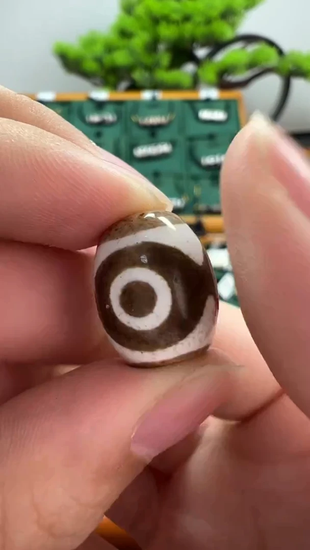 玛瑙/玉髓（覆膜）颈饰未镶嵌67.（微瑕随机发货）