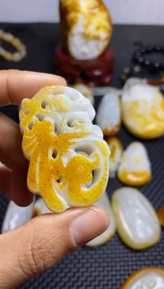 【闪购商品】和田玉颈饰未镶嵌1