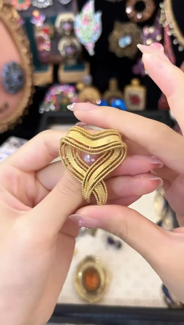 铁合金合成碳硅石193lisner胸针