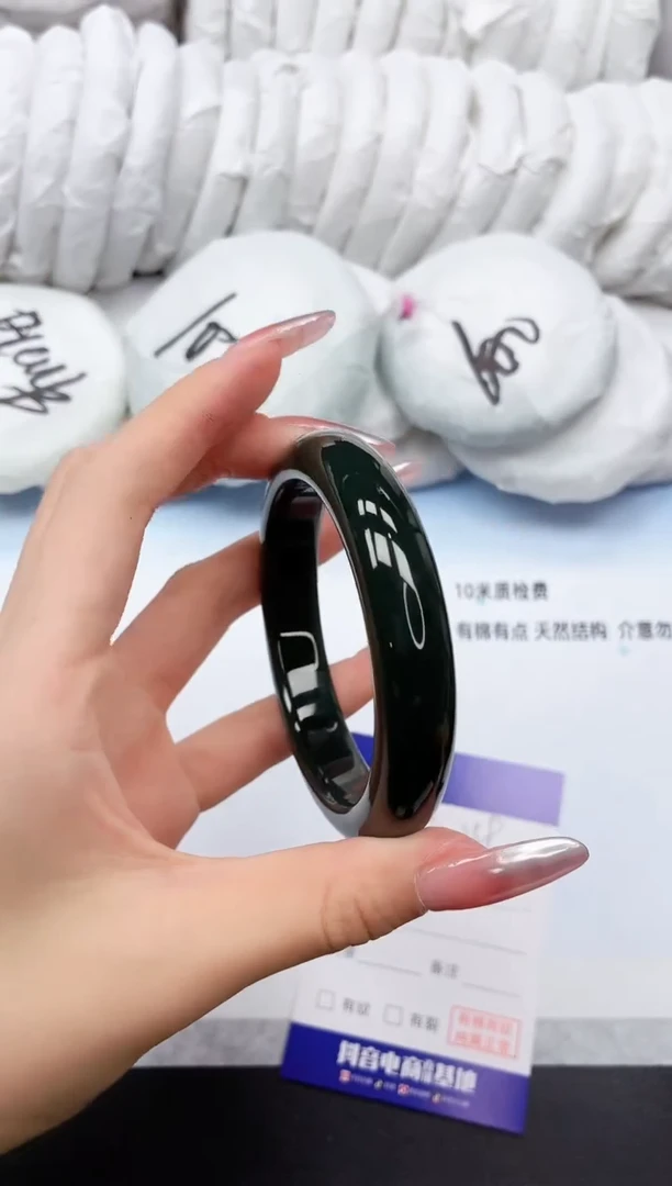 和田玉手镯未镶嵌6K259-56