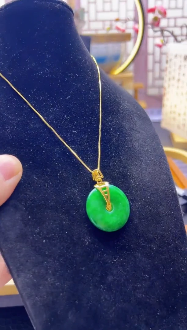 【闪购商品】翡翠吊坠(赠链)14K金镶嵌D130