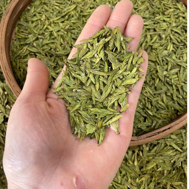 【头采小芽明前龙井】2025年绿茶 越州产区 黄绿版明前龙井