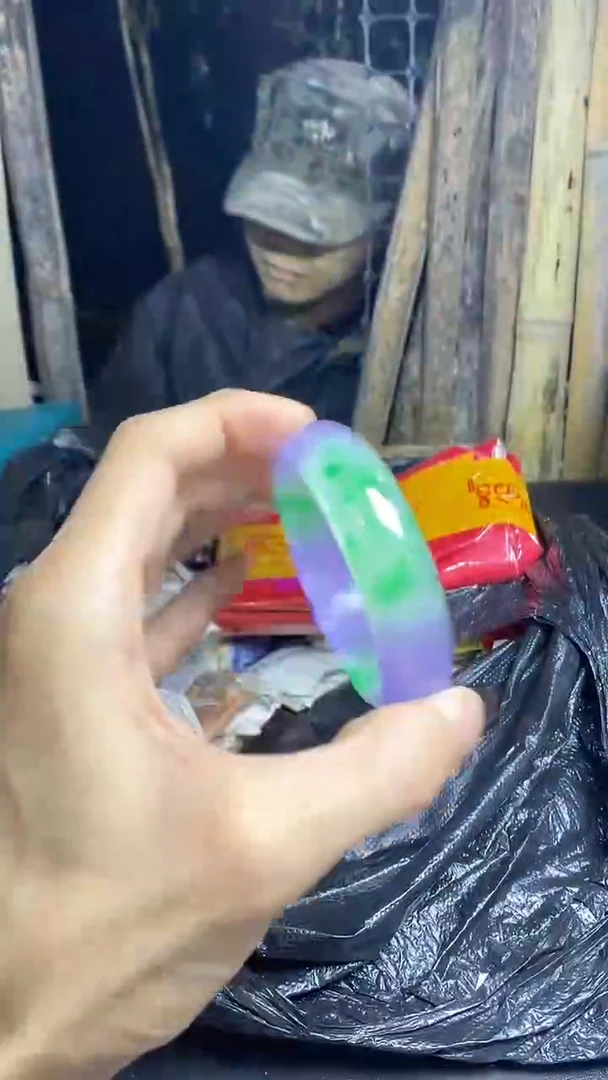 满色吊坠 所见即所得！