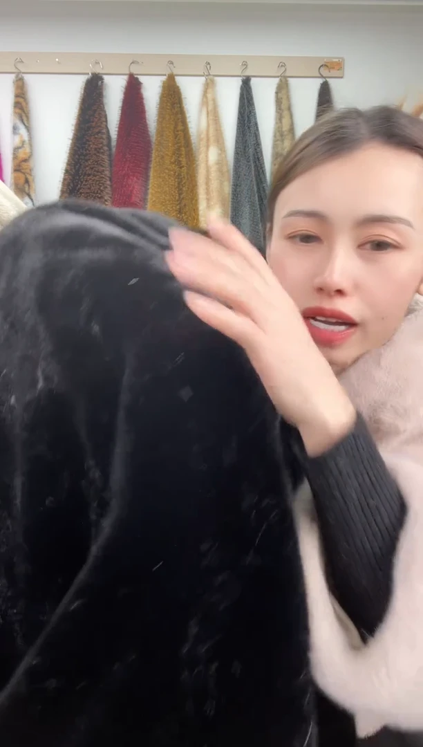 狐狸毛B17尺寸1.9*2