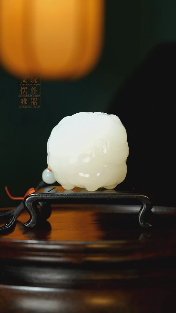 玉《喜气洋洋》手把件摆件