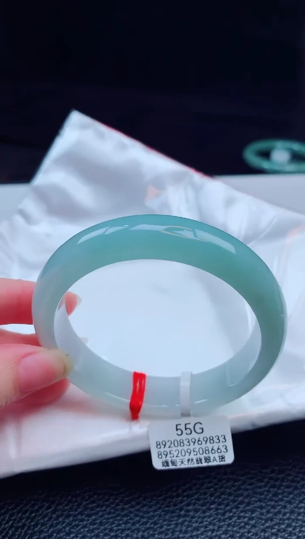 翡翠手镯未镶嵌缅甸天然翡翠A货手镯