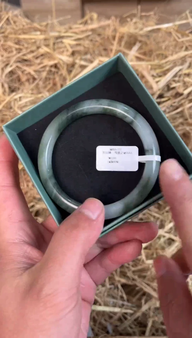 未镶嵌手镯石英质玉A-707