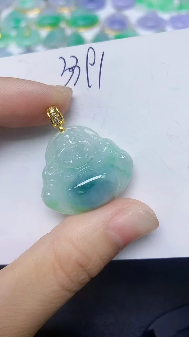 翡翠未镶嵌颈饰天然缅甸翡翠A货