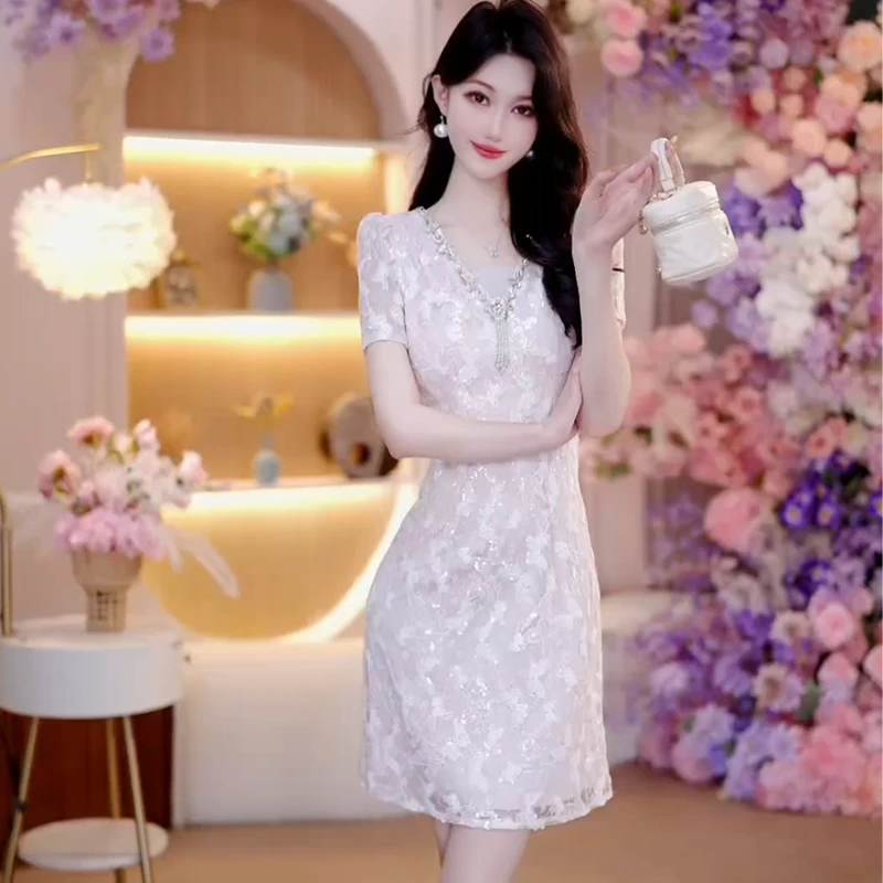 夏季新款高级感镶钻法式蕾丝短袖修身显瘦收腰显瘦A字连衣裙6181