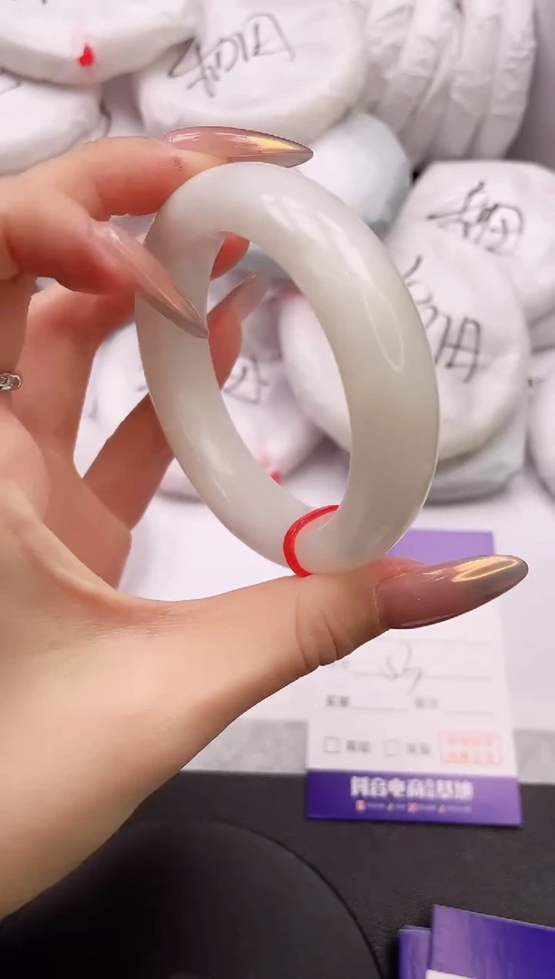 【闪购商品】和田玉手镯未镶嵌19L88-52