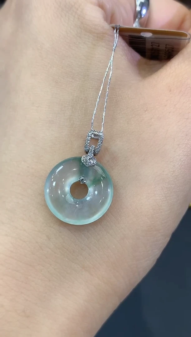 吊坠(不含链)18K金镶嵌翡翠B15