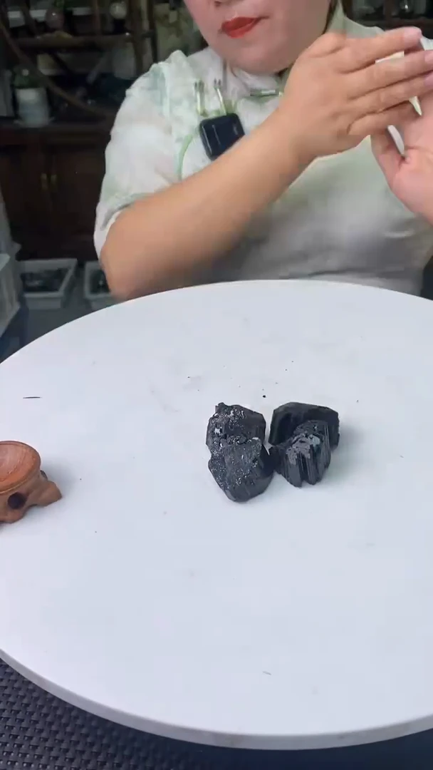 原石未镶嵌碧玺黑碧玺原石200g（3-6块）随机发