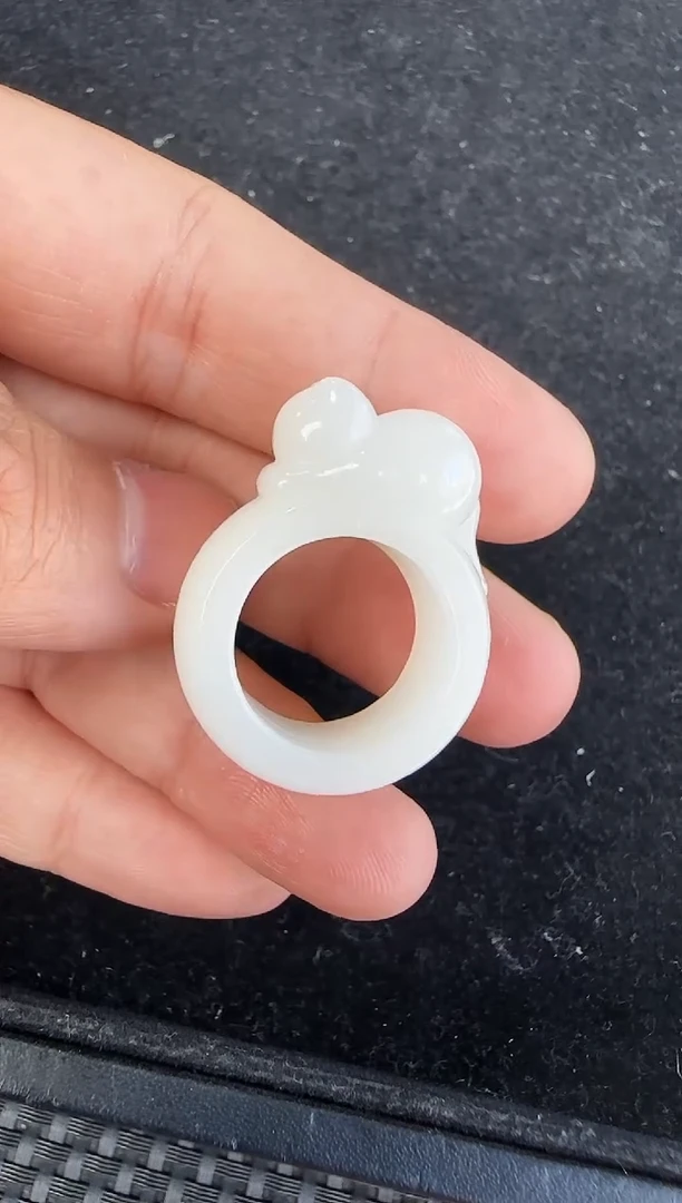 和田玉戒圈未镶嵌猫扳指