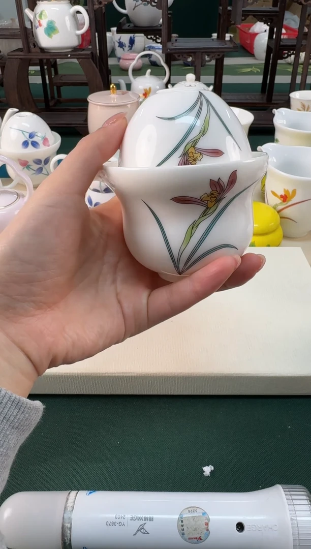 【闪购商品】瓷器 ······.......