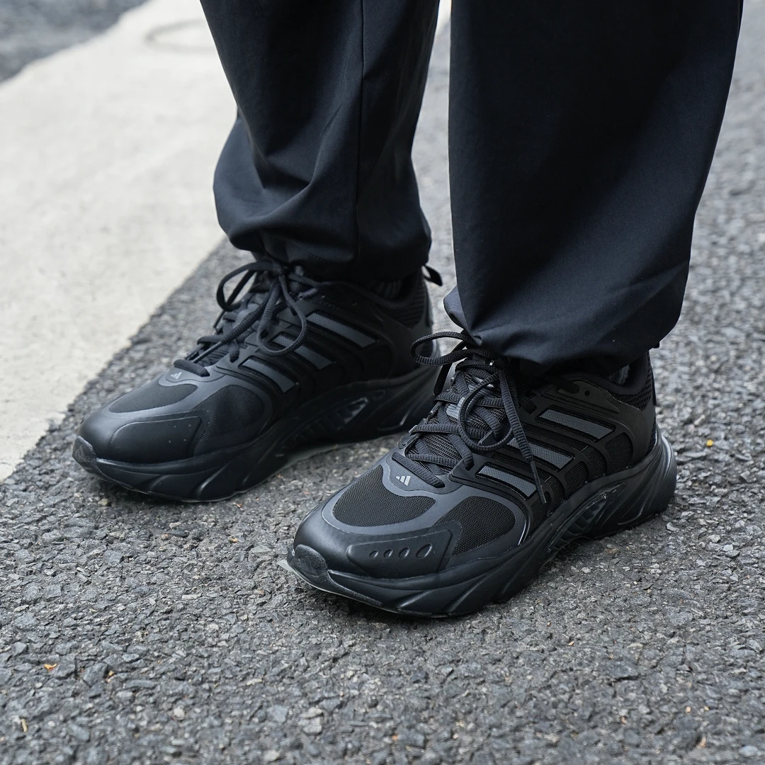 流光风adidas阿迪达斯男女鞋CLIMACOOL VENTANIA跑步鞋JQ4900