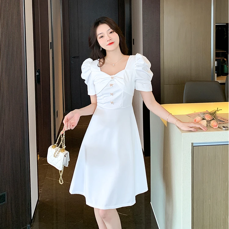 小个子法式小白裙订婚礼服领证结婚登记照中长款连衣裙女高级感白