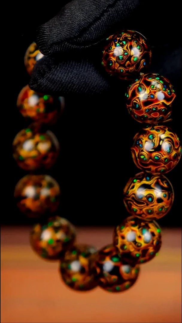 疯子大漆黑金满欧15mm  14颗