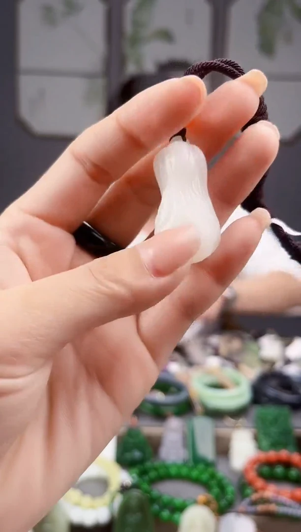 颈饰未镶嵌和田玉多样性发货拍一发一