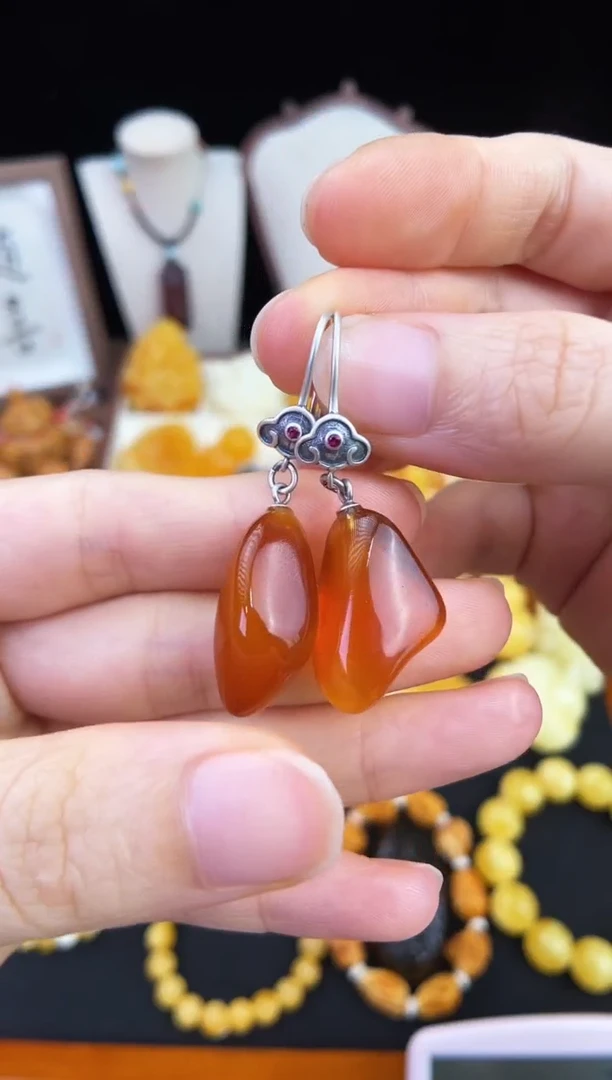 琥珀未镶嵌珠宝奇石柒月