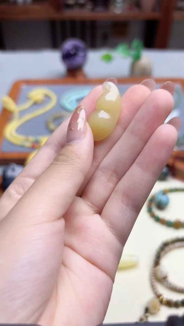 颈饰未镶嵌和田玉和田玉四季豆吊坠HS编绳