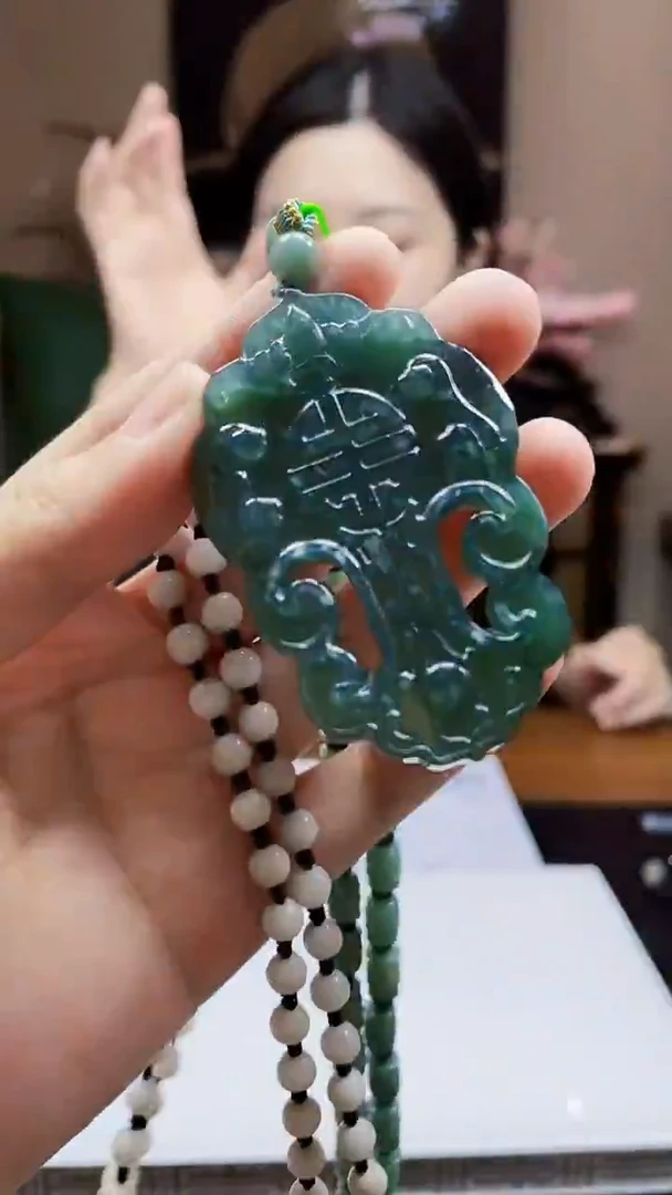 未镶嵌定制翡翠吊坠126