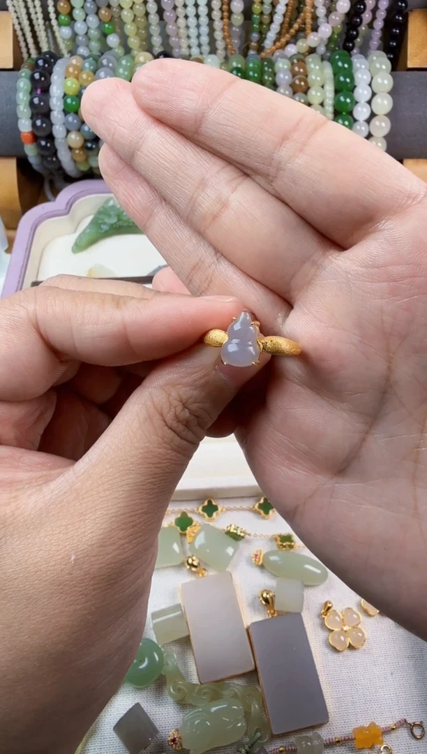 银S925镶嵌戒指和田玉兔*乐戒指