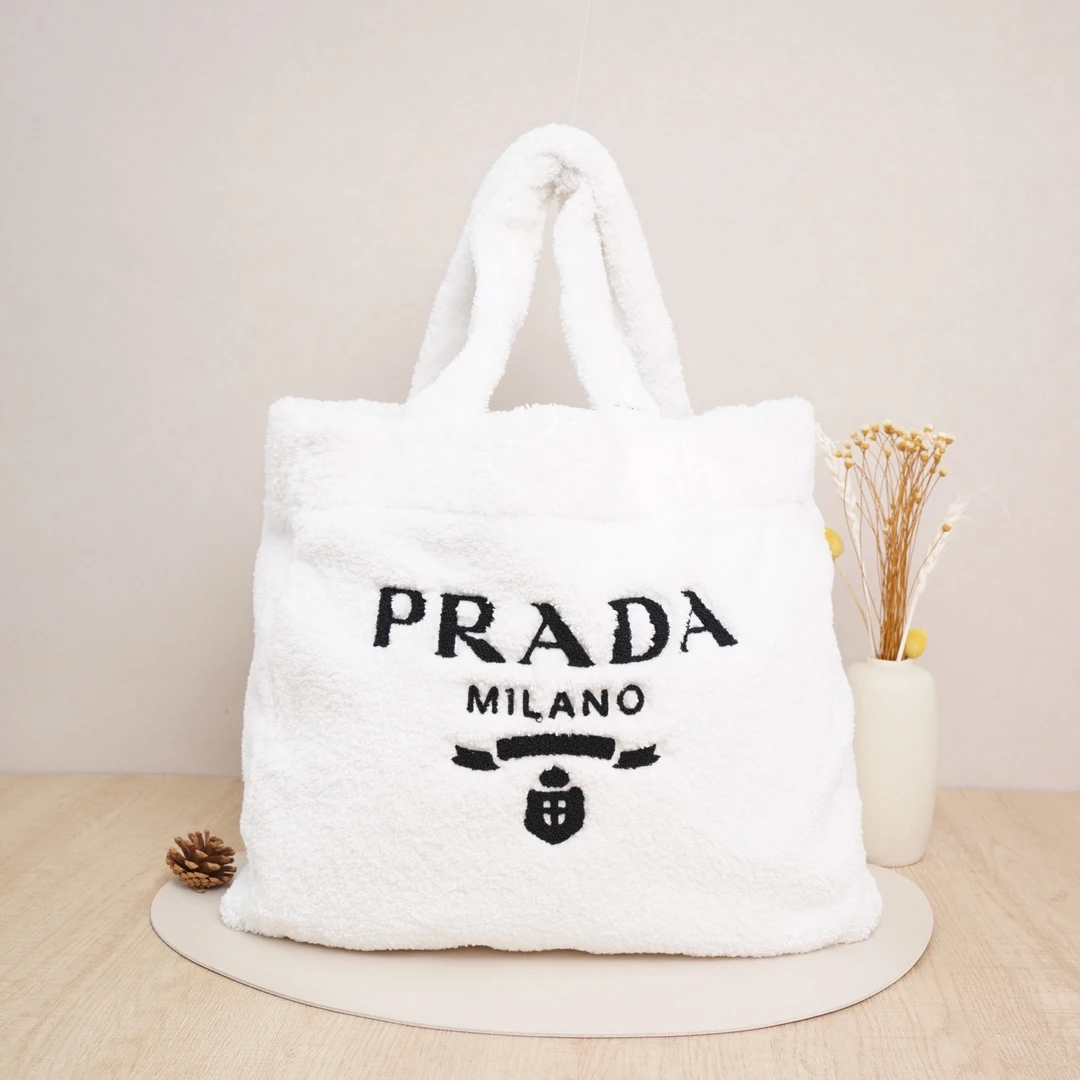 95新 Prada/普拉达 普拉达毛绒托特购物袋白色织物/DS045686