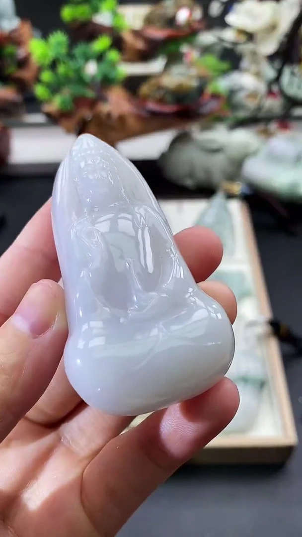 颈饰未镶嵌翡翠天然缅甸A货翡翠