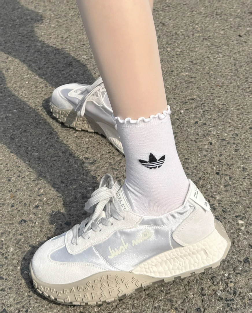 佳佳时尚女士鞋听主播提示下单女气质运动轻奢休闲（201-300）