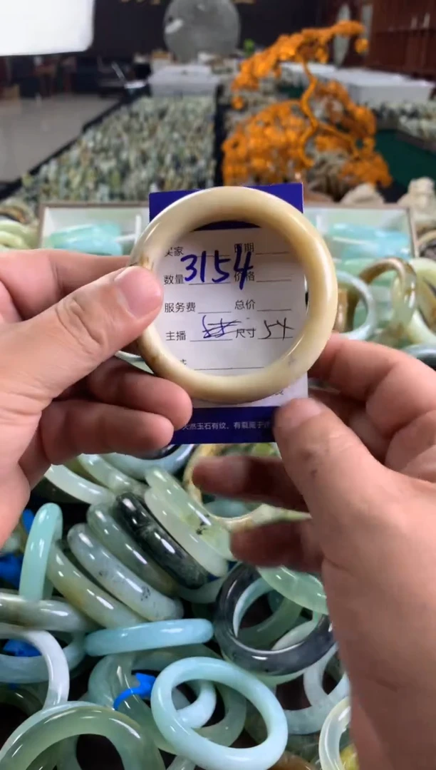 未镶嵌蛇纹石玉手镯3154