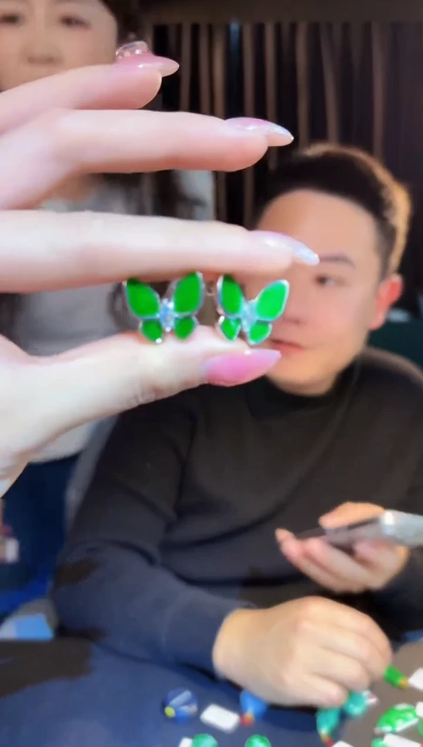 【闪购商品】翡翠耳饰银S925镶嵌缅料A货/支持复检/一件